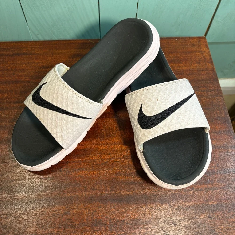 Nike Solarsoft Slide Sandals White Black Athletic Sport Comfort Slides